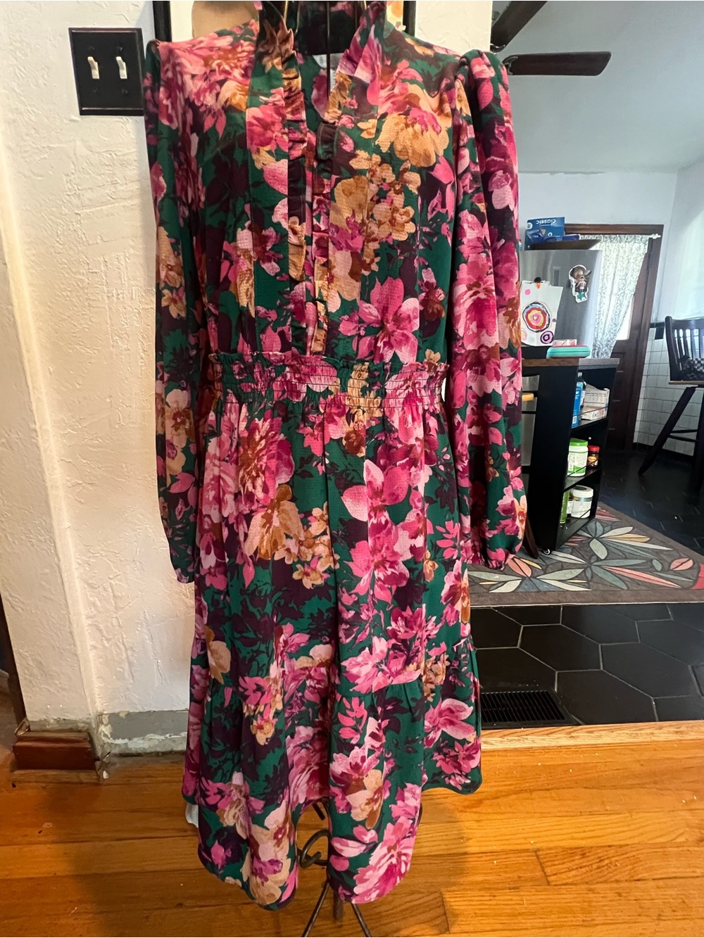 London Times Emerald Midi Dress with Pink & Gold Floral Print